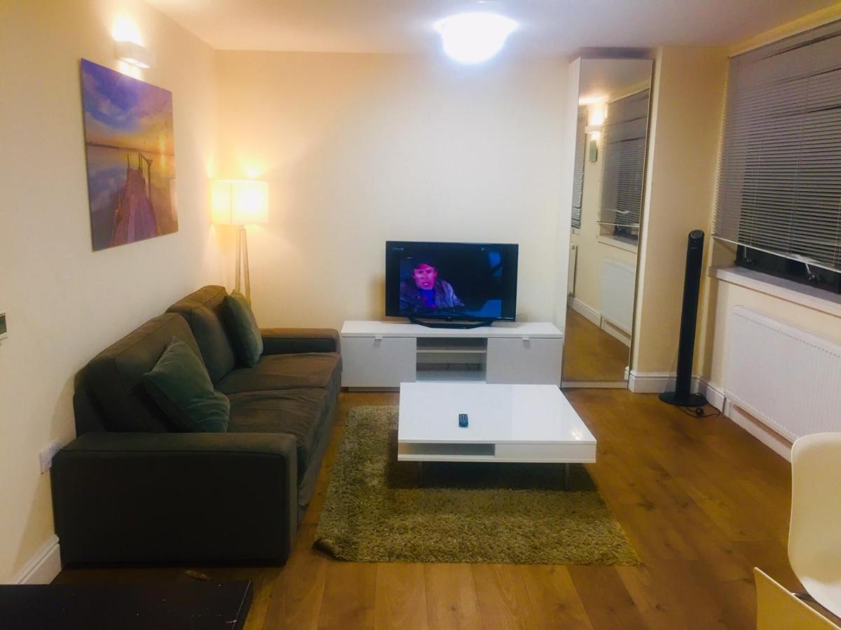 斯劳Westminster House公寓 外观 照片