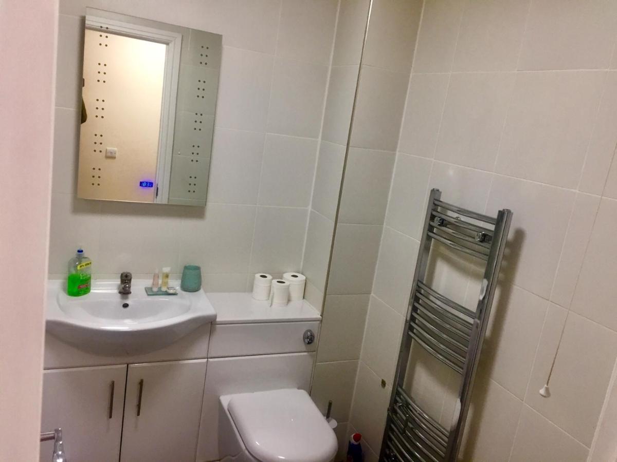 斯劳Westminster House公寓 外观 照片