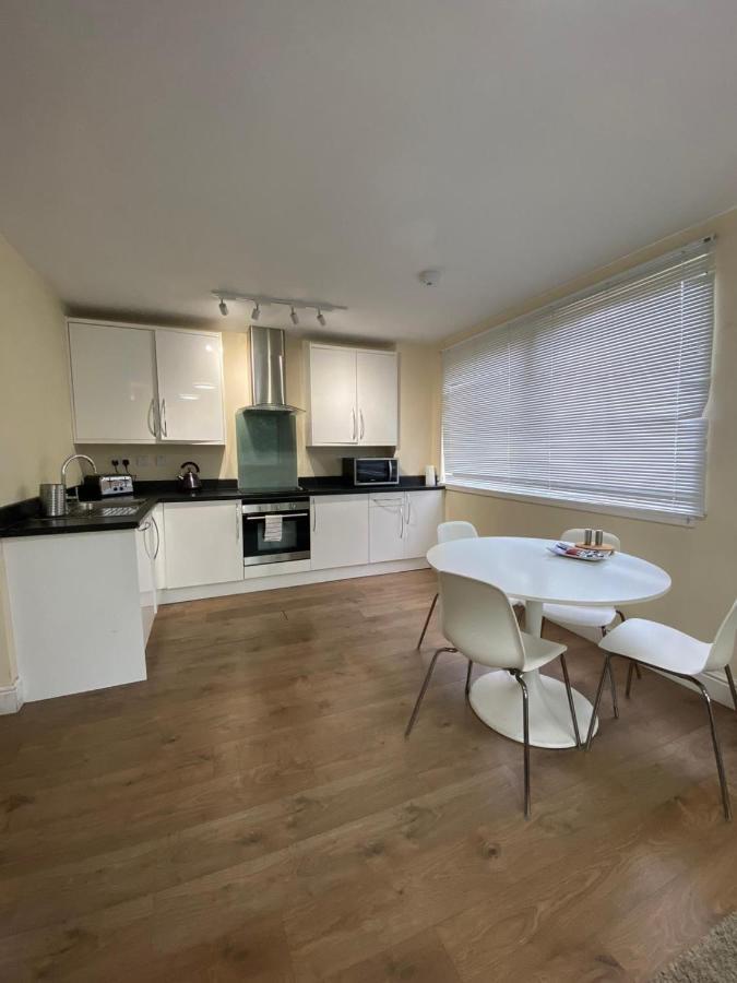 斯劳Westminster House公寓 外观 照片